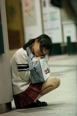 小东西才一个头就疼成这样