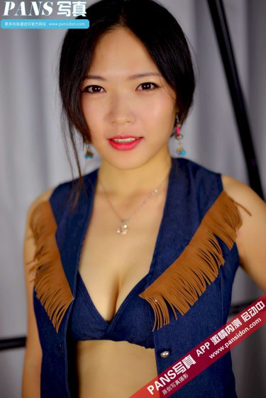 蜜丝婷大草莓和小草莓对比